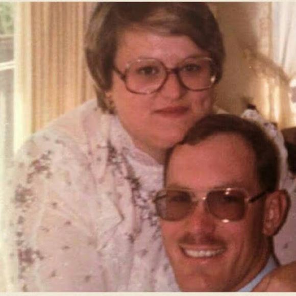 Meet your Posher, Vicky - Picture 1 of 1